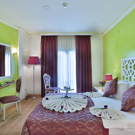 Ayasultan Hotel 3*