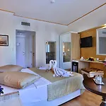 Hotel Ayasultan 3*
